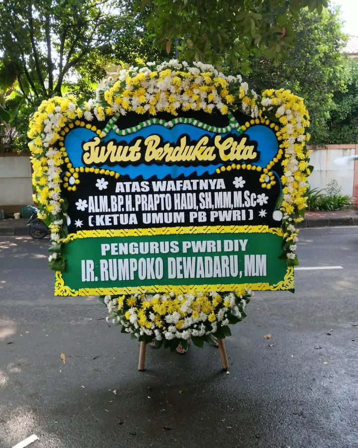 Papan Duka Cita Klasik